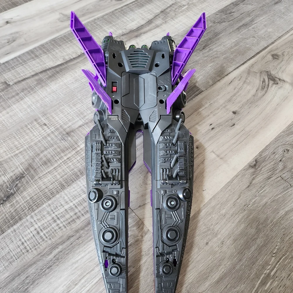 Transformer Toy Ship - Picture 6 of 6